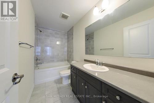 119 Beaveridge Avenue, Oakville, ON - Indoor Photo Showing Bathroom