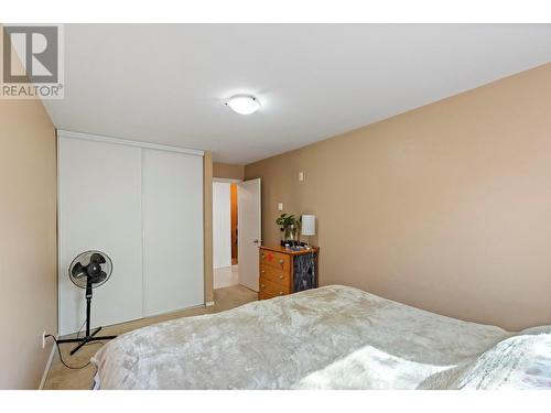 435 Franklyn Road Unit# 105, Kelowna, BC - Indoor Photo Showing Bedroom