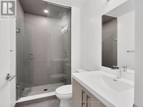 605 - 286 Main Street, Toronto, ON - Indoor Photo Showing Bathroom