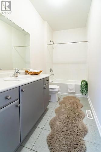 104 Fruitvale Circle S, Brampton, ON - Indoor Photo Showing Bathroom