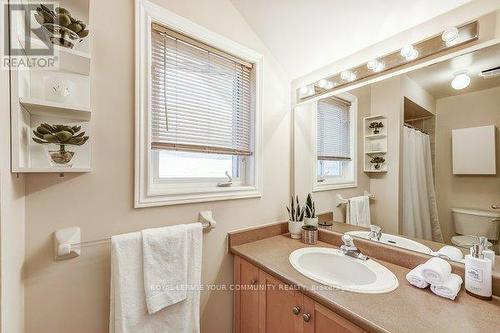 19 Cider Crescent, Richmond Hill, ON - Indoor Photo Showing Bathroom
