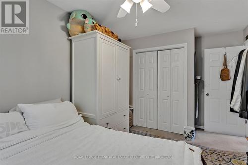 449 Rogers Street, Peterborough, ON - Indoor Photo Showing Bedroom