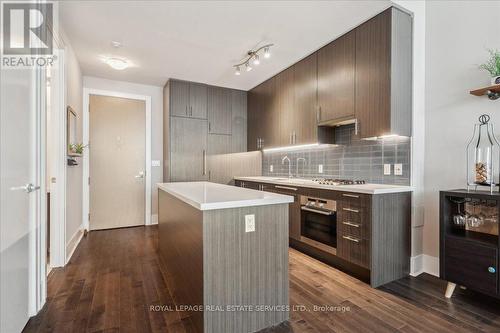 910 - 29 Queens Quay E, Toronto, ON - Indoor Photo Showing Kitchen