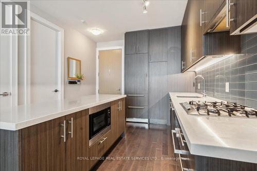 910 - 29 Queens Quay E, Toronto, ON - Indoor Photo Showing Kitchen With Upgraded Kitchen