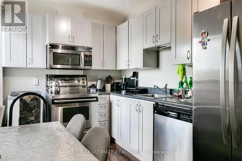 176 Rosemount Avenue, Toronto, ON - Indoor Photo Showing Kitchen