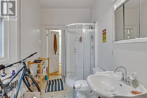 664 George Street N, Peterborough, ON - Indoor Photo Showing Bathroom