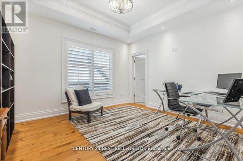 41 Cudmore Road, Oakville, ON - Indoor Photo Showing Dining Room