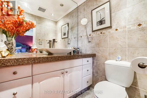 154 Harvest Drive, Milton, ON - Indoor Photo Showing Bathroom