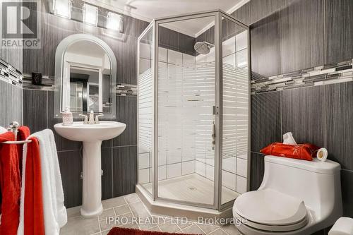 154 Harvest Drive, Milton, ON - Indoor Photo Showing Bathroom