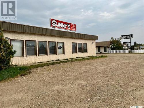 412 Railway Avenue W, Maidstone, SK 