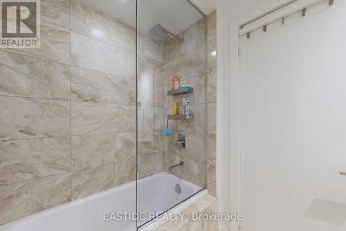 2202 - 32 Davenport Road, Toronto C02, ON - Indoor Photo Showing Bathroom