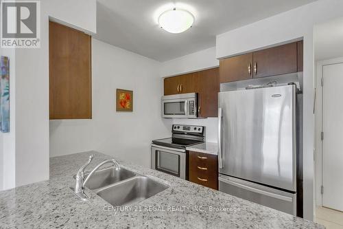 810 - 61 Heintzman Street, Toronto, ON - Indoor Photo Showing Kitchen With Stainless Steel Kitchen With Double Sink