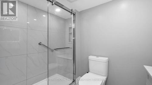 252 Morden Drive, Shelburne, ON - Indoor Photo Showing Bathroom