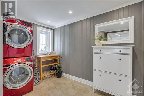 314 Centerra Court, Ottawa, ON - Indoor Photo Showing Laundry Room