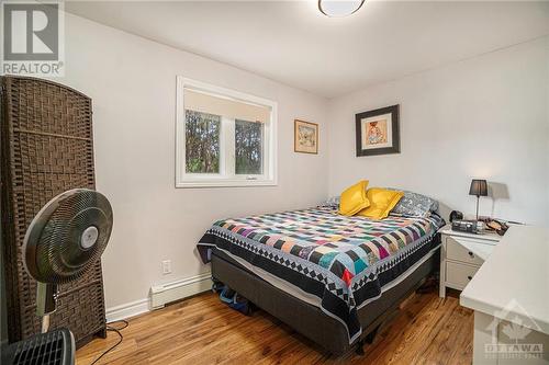 30 Fringewood Drive, Stittsville, ON - Indoor Photo Showing Bedroom
