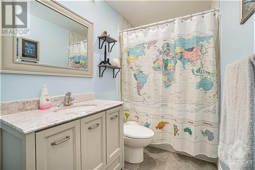 30 Fringewood Drive, Stittsville, ON - Indoor Photo Showing Bathroom
