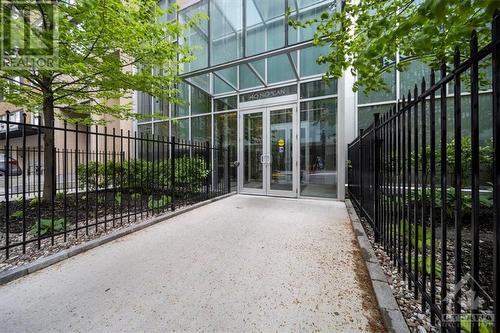 40 Nepean Street Unit#1807, Ottawa, ON - Outdoor