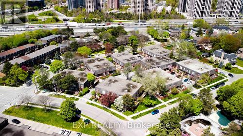 Th4 - 34 Yorkminster Road, Toronto, ON - Outdoor With View