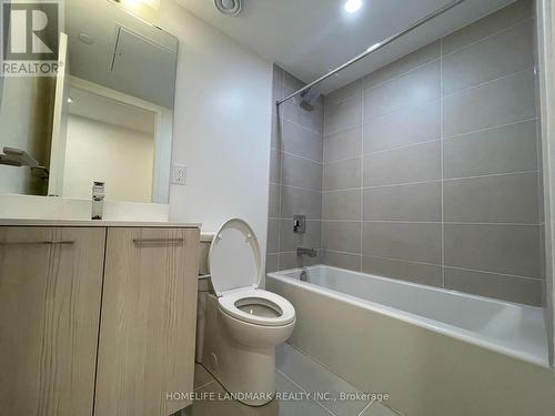 705 - 65 Mutual Street, Toronto, ON - Indoor Photo Showing Bathroom