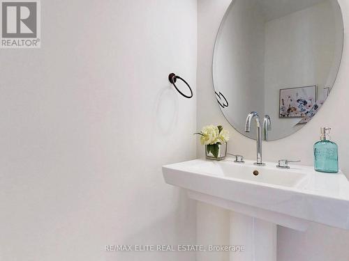 9370 Kennedy Road, Markham, ON - Indoor Photo Showing Bathroom