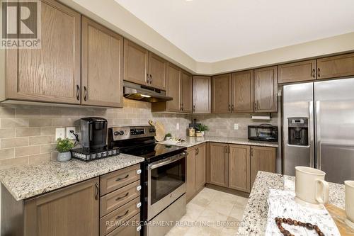 109 Gagnon Place, Guelph/Eramosa, ON - Indoor Photo Showing Kitchen