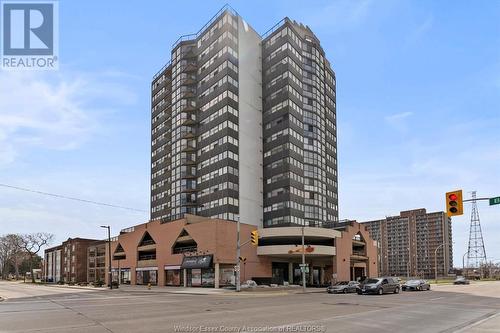 515 Riverside Drive West Unit# 1607, Windsor, ON - Outdoor With Facade