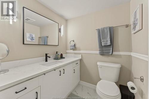 515 Riverside Drive West Unit# 1607, Windsor, ON - Indoor Photo Showing Bathroom