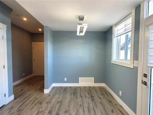 105 Despard Ave, Parksville, BC - Indoor Photo Showing Other Room