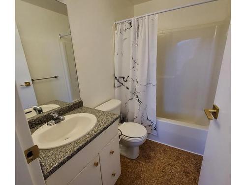 311-829 Goldstream Ave, Langford, BC - Indoor Photo Showing Bathroom
