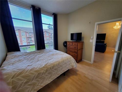 311-829 Goldstream Ave, Langford, BC - Indoor Photo Showing Bedroom