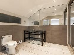 Ensuite bathroom - 