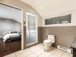 Ensuite bathroom - 