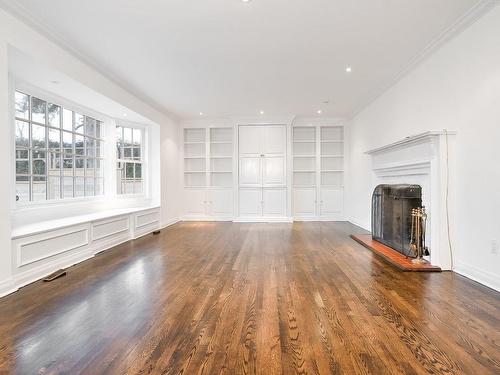 Family room - 27 Cours Laurier, Beaconsfield, QC - Indoor With Fireplace