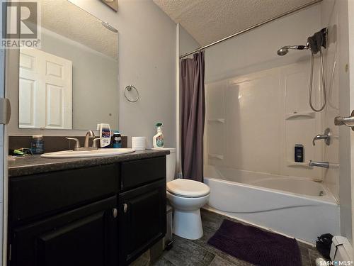 108 Lundy Place, Stoughton, SK - Indoor Photo Showing Bathroom