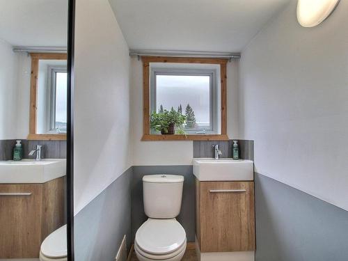 Powder room - 105 Rg Des Montagnes, La Corne, QC - Indoor Photo Showing Bathroom