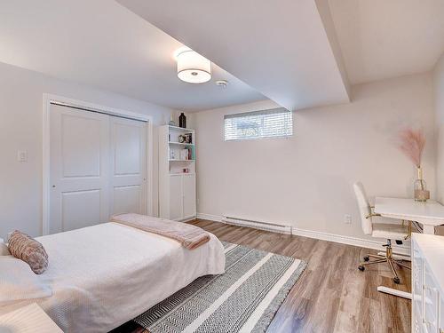 Bedroom - 115 Rue De La Terre-De-Feu, La Prairie, QC - Indoor Photo Showing Bedroom