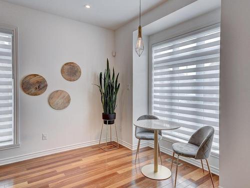 Living room - 115 Rue De La Terre-De-Feu, La Prairie, QC - Indoor