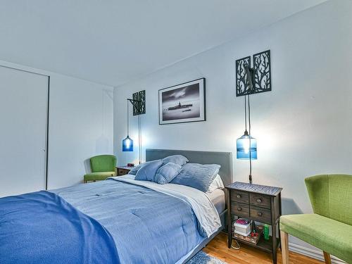 Master bedroom - 214 Rue Desjardins, Sainte-Agathe-Des-Monts, QC - Indoor Photo Showing Bedroom