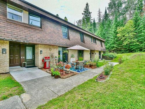 Nearby - 214 Rue Desjardins, Sainte-Agathe-Des-Monts, QC - Outdoor