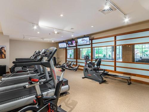 Exercise room - 606-200 Av. Des Sommets, Montréal (Verdun/Île-Des-Soeurs), QC - Indoor Photo Showing Gym Room