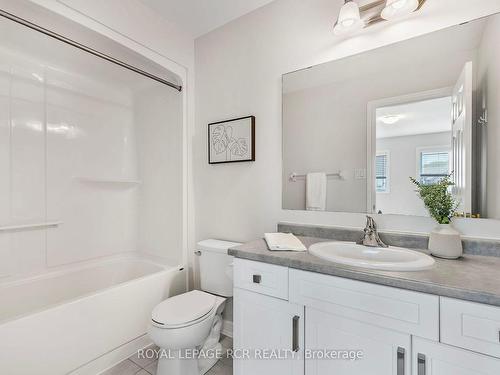 75 Winterton Crt, Orangeville, ON - Indoor Photo Showing Bathroom