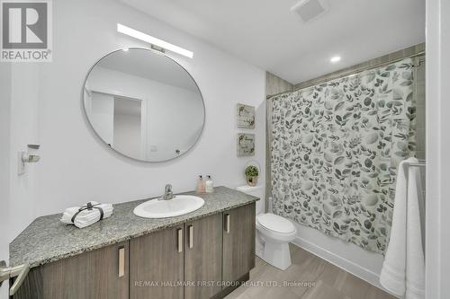 126 Pine Gate Place, Whitby, ON - Indoor Photo Showing Bathroom