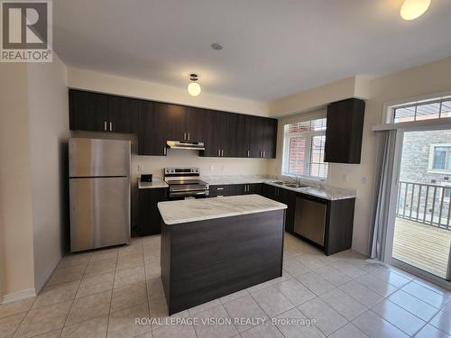 531 Old Harwood Avenue, Ajax, ON - Indoor Photo Showing Kitchen With Double Sink