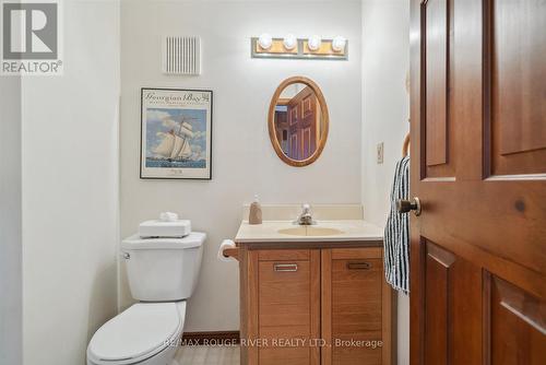 267 Avery Point Road, Kawartha Lakes, ON - Indoor Photo Showing Bathroom