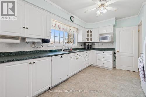 401 Cordova Road, Marmora And Lake, ON - Indoor Photo Showing Kitchen