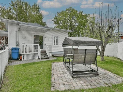 Cour - 18 Rue St-Antoine, Charlemagne, QC - Outdoor With Deck Patio Veranda