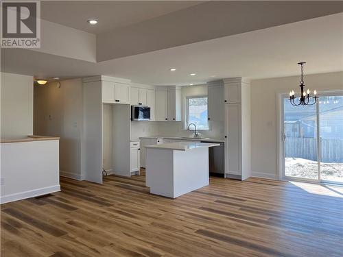 9 Durant Street, Petawawa, ON - Indoor Photo Showing Kitchen