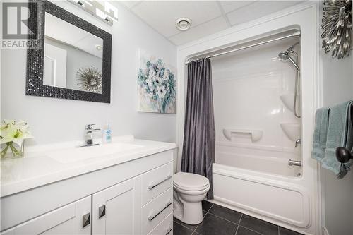 1020 Beatty Crescent, Deep River, ON - Indoor Photo Showing Bathroom