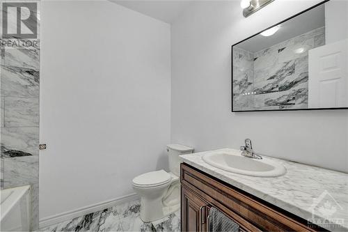 1031 Jacynthe Street, Hawkesbury, ON - Indoor Photo Showing Bathroom