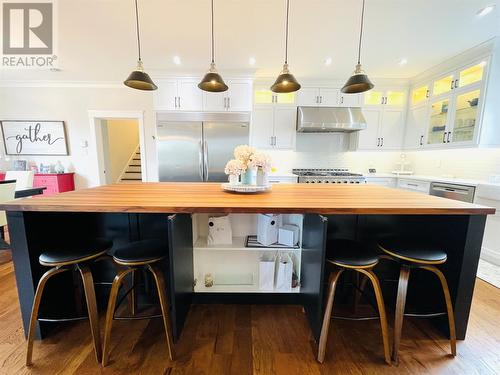 30 Edgewater Lane, Torbay, NL - Indoor Photo Showing Kitchen With Upgraded Kitchen